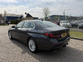 BMW 5-serie 520e Plug-In Hybrid picture 6