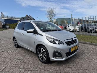 Voiture accidenté Peugeot 108 1.0  53kw Allure  AIRCO 2019/8