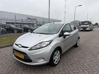 Voiture accidenté Ford Fiesta 1.25 60kw AIRCO 2010/1