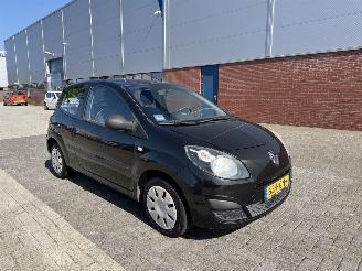 Schadeauto Renault Twingo 1.2 Authentique AIRCO 2008/11