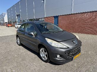 krockskadad bil auto Peugeot 207 1.6 CLIMA - NAVI 2010/4