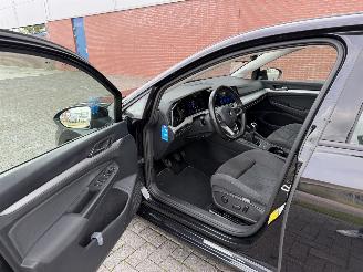 Volkswagen Golf 1.0 TSI 81Kw Clima - Navi picture 10