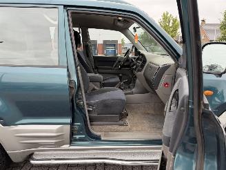 Mitsubishi Pajero 3.2 Di-D GLX  4x4 AIRCO picture 16