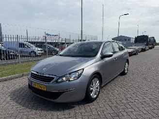 Auto incidentate Peugeot 308 1.6 BlueHDI 88kw Clima - Navi 2015/10