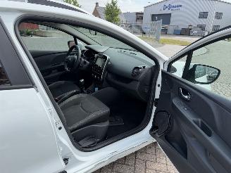 Renault Clio 0.9 TCE 66Kw NAVI picture 17