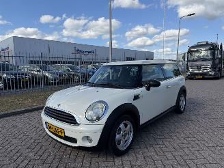 Coche accidentado Mini Clubman 1.4 70 kw AIRCO 2010/3