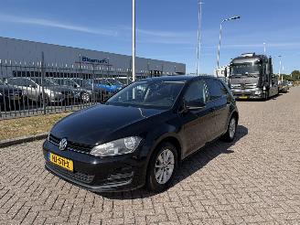 Vaurioauto  passenger cars Volkswagen Golf 1.2 TSI 81Kw DSG 2016/1