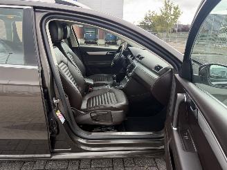 Volkswagen Passat 1.6 TDI 77kw Highline Navi Clima picture 19