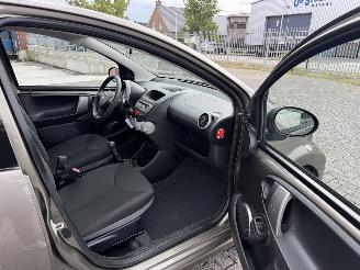 Toyota Aygo 1.0 VVT-i Now 50kw AIRCO picture 15