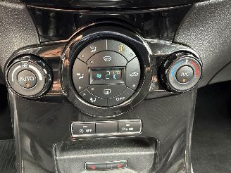 Ford Fiesta 1.0 EcoBoost Titanium X NAVI - CLIMA picture 21
