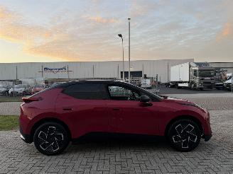 uszkodzony samochody osobowe Lynk & Co  02 More 66kWh   200kW 2025/8