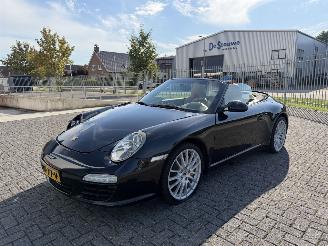 krockskadad bil auto Porsche 911 Cabrio 2009/2