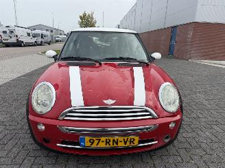 Mini Cooper 1.6 85Kw AIRCO picture 8