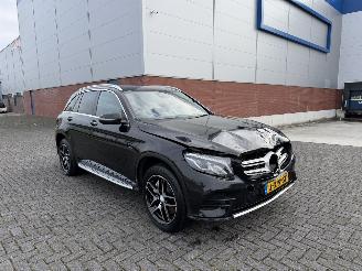 Schadeauto Mercedes GLC 350e 4MATIC plug in hybrid 2017/1