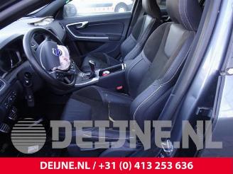 Volvo V-60 V60 I (FW/GW), Combi, 2010 / 2018 2.0 D2 16V picture 9