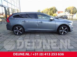 Volvo V-60 V60 I (FW/GW), Combi, 2010 / 2018 2.0 D2 16V picture 6