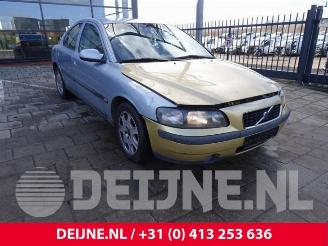 disassembly passenger cars Volvo S-60 S60 I (RS/HV), Sedan, 2000 / 2010 2.4 20V 140 2001/3