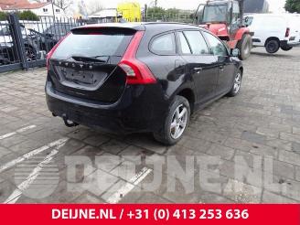 Volvo V-60 V60 I (FW/GW), Combi, 2010 / 2018 2.0 D2 16V picture 7
