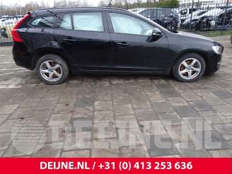Volvo V-60 V60 I (FW/GW), Combi, 2010 / 2018 2.0 D2 16V picture 8