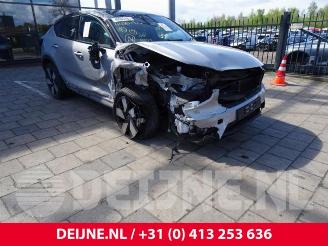 Uttjänta bilar auto Volvo C-40 C40 Recharge (XK), SUV, 2021 Recharge Twin 78 kWh 2022/2