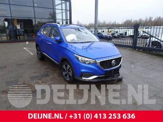 rozbiórka samochody osobowe MG ZS ZS, SUV, 2019 EV Long Range 70 kWh 2021/10