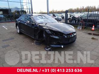disassembly passenger cars Tesla Model S Model S, Liftback, 2012 75D 2018/12