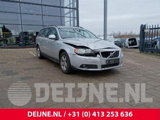 Auto da rottamare Volvo V-70 V70 (BW), Combi, 2007 / 2016 2.0 16V Flexifuel 2008/9