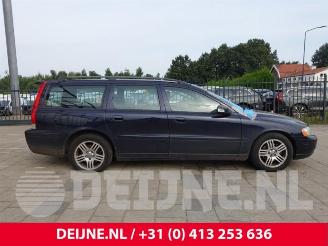Volvo V-70 V70 (SW), Combi, 1999 / 2008 2.4 D5 20V picture 8