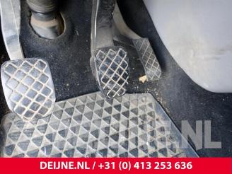 Volkswagen Transporter Transporter T5, Van, 2003 / 2015 1.9 TDi picture 23