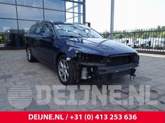 Auto da rottamare Volvo V-70 V70 (BW), Combi, 2007 / 2016 2.0 D4 16V 2015/1