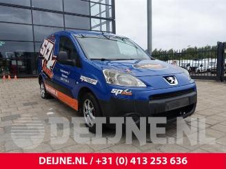 Auto da rottamare Peugeot Partner Tepee Partner Tepee (7A/B/C/D/E/F/G/J/P/S), MPV, 2008 / 2018 1.6 HDiF 90 16V Phase 1 2011/6