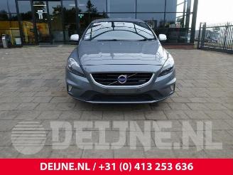 Volvo V-40 V40 (MV), Hatchback 5-drs, 2012 / 2019 2.0 D4 16V picture 2