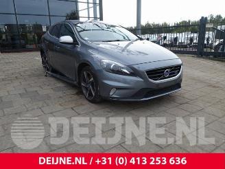 Uttjänta bilar auto Volvo V-40 V40 (MV), Hatchback 5-drs, 2012 / 2019 2.0 D4 16V 2014/10