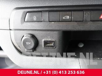 Peugeot Expert Expert (VA/VB/VE/VF/VY), Van, 2016 1.6 Blue HDi 95 16V picture 28