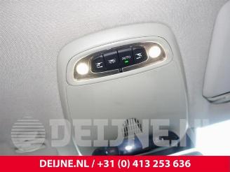 Volvo V-40 V40 (MV), Hatchback 5-drs, 2012 / 2019 2.0 D2 16V picture 32