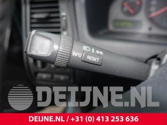 Volvo V-70 V70 (SW), Combi, 1999 / 2008 2.4 20V 170 picture 18