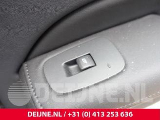 Volvo V-60 V60 II (ZW), Combi, 2018 2.0 B3 16V Mild Hybrid picture 26