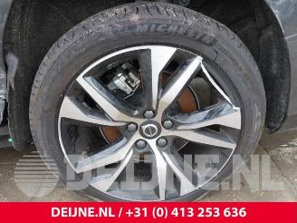 Volvo V-60 V60 II (ZW), Combi, 2018 2.0 B3 16V Mild Hybrid picture 32