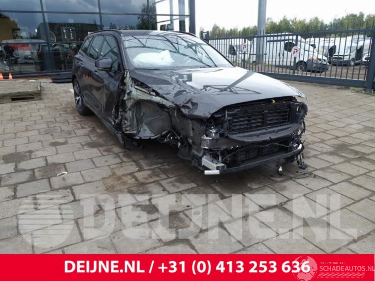 Volvo V-60 V60 II (ZW), Combi, 2018 2.0 B3 16V Mild Hybrid