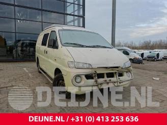 Auto da rottamare Hyundai H-200 H-1/H-200, Van, 1997 / 2008 2.5 TD 1998/4