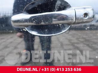 Volvo V-70 V70 (BW), Combi, 2007 / 2016 2.0 16V picture 14