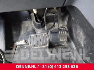 Peugeot Expert Expert (V1/VA/VB/VE/VF/VT/VY), Van, 2016 2.0 Blue HDi 180 16V picture 24