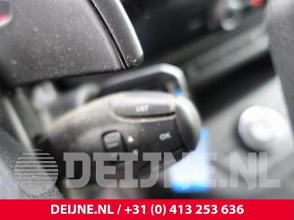 Peugeot Expert Expert (V1/VA/VB/VE/VF/VT/VY), Van, 2016 2.0 Blue HDi 180 16V picture 28