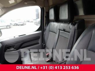 Peugeot Expert Expert (V1/VA/VB/VE/VF/VT/VY), Van, 2016 2.0 Blue HDi 180 16V picture 23
