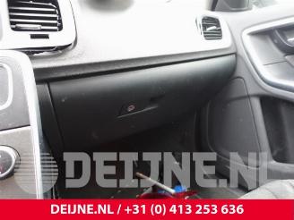 Volvo V-60 V60 I (FW/GW), Combi, 2010 / 2018 1.6 T3 16V picture 26