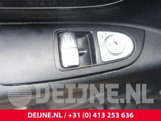 Mercedes Vito Vito Tourer (447.7), Bus, 2014 2.2 114 CDI 16V picture 18