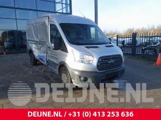 Vrakbiler auto Ford Transit Transit, Van, 2013 2.2 TDCi 16V 2015/4
