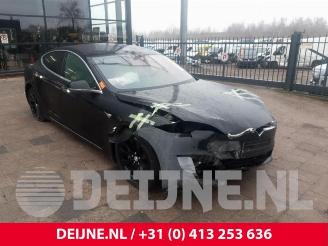 disassembly passenger cars Tesla Model S Model S, Liftback, 2012 75 2017/6