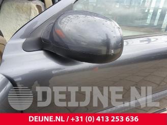 Volvo S-60 S60 I (RS/HV), Sedan, 2000 / 2010 2.4 20V 140 picture 21