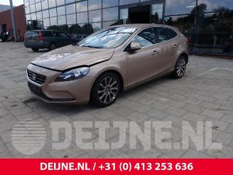 Volvo V-40 V40 (MV), Hatchback 5-drs, 2012 / 2019 1.6 D2 picture 3